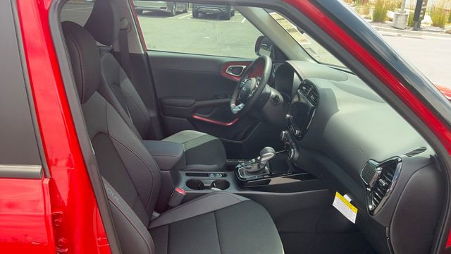 Certified 2025 Kia Soul GT-Line w/ GT-Line Technology Package image 36