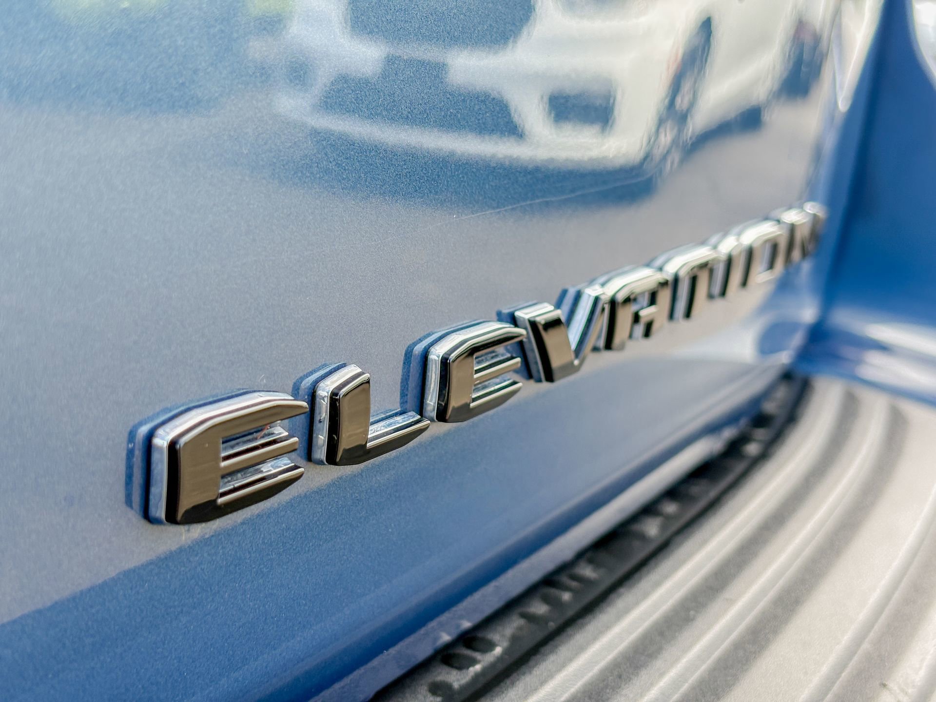 Used 2025 GMC Yukon XL Elevation image 27