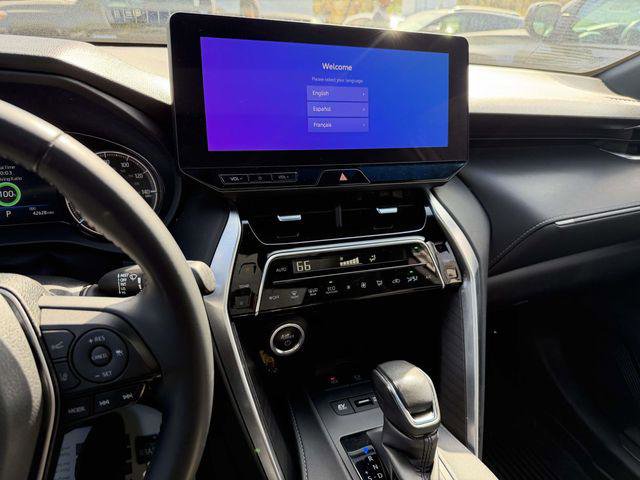 Certified 2023 Toyota Venza Nightshade AWD/4WD image 21