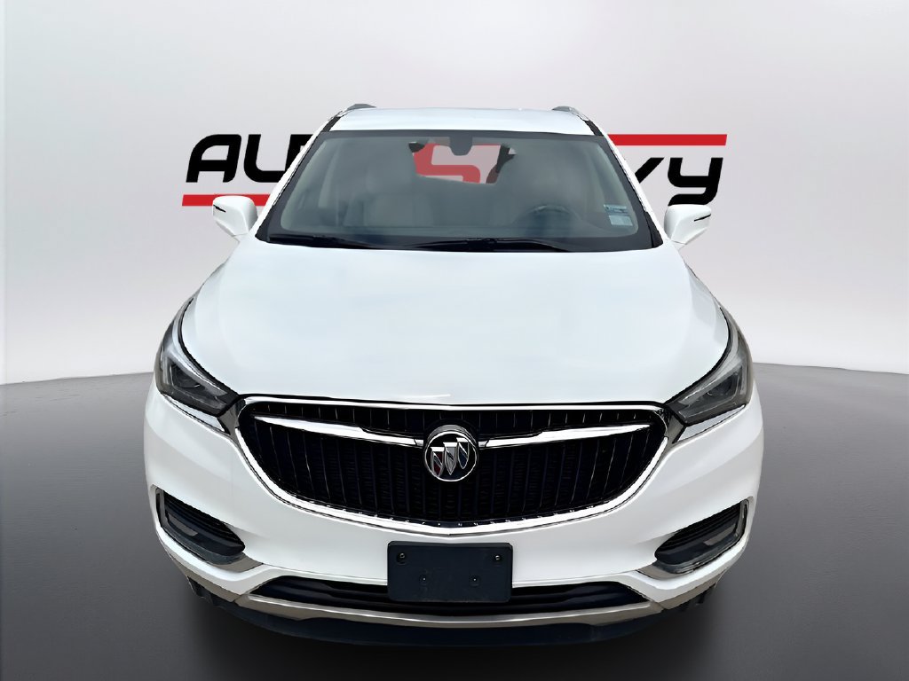 Used 2021 Buick Enclave Essence FWD image 2