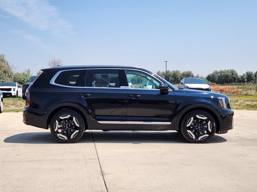 Certified 2025 Kia Telluride EX AWD/4WD image 4