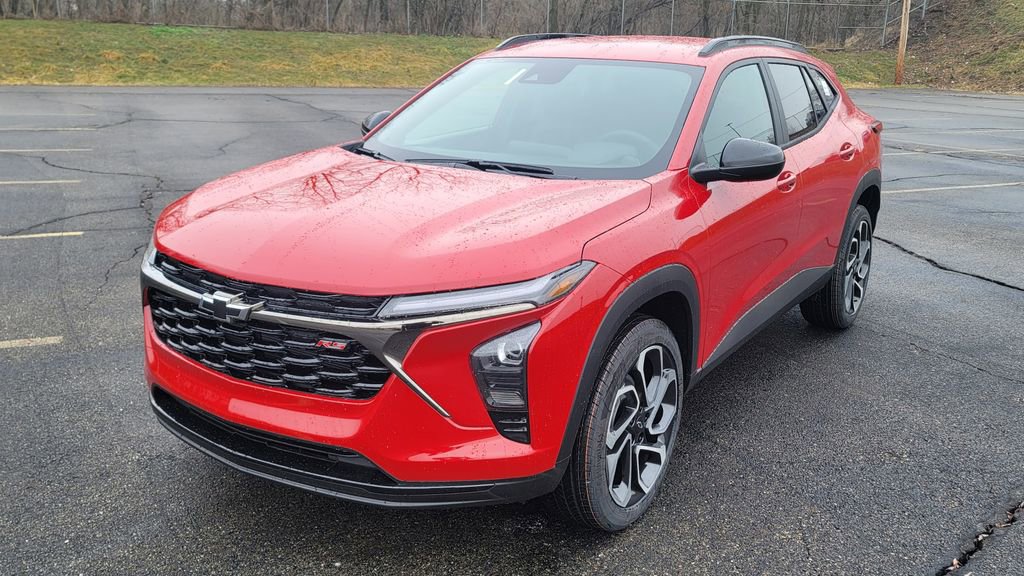 New 2026 Chevrolet Trax RS image 3