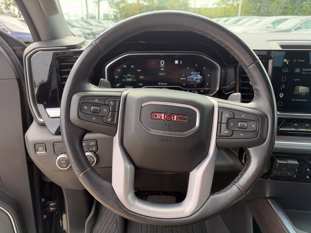 Used 2022 GMC Sierra 1500 SLT w/ SLT Premium Plus Package RWD image 15