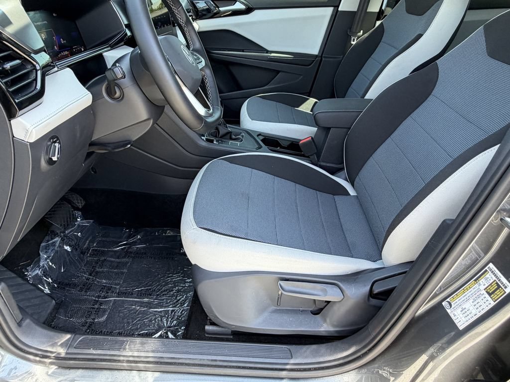 Certified 2025 Volkswagen Taos S FWD image 23