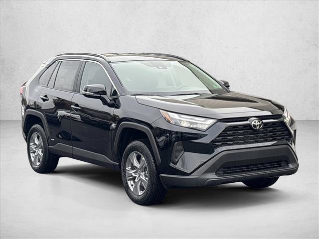 New 2025 Toyota RAV4 LE image 3