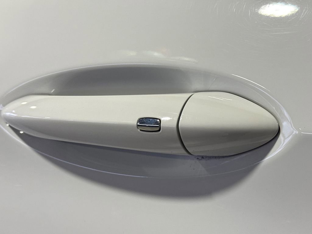 Certified 2021 Chevrolet TrailBlazer LT w/ Convenience Package image 14