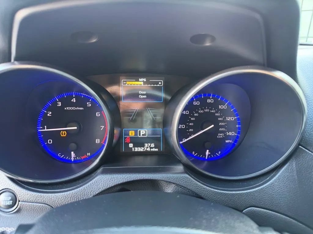 Used 2017 Subaru Outback 2.5i Premium AWD/4WD image 16