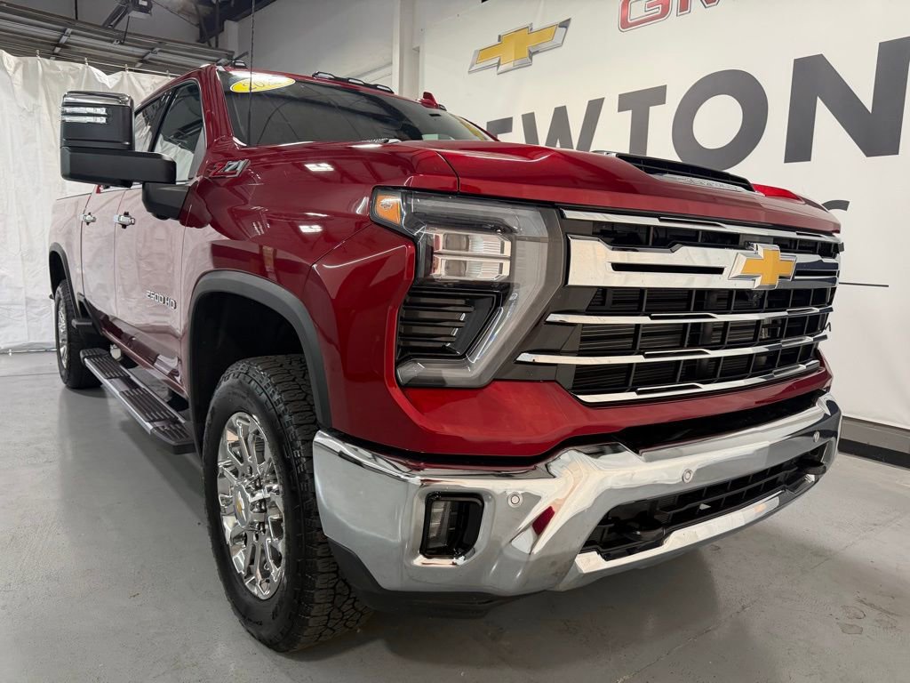 Used 2026 Chevrolet Silverado 2500 LTZ w/ LTZ Premium Package image 41