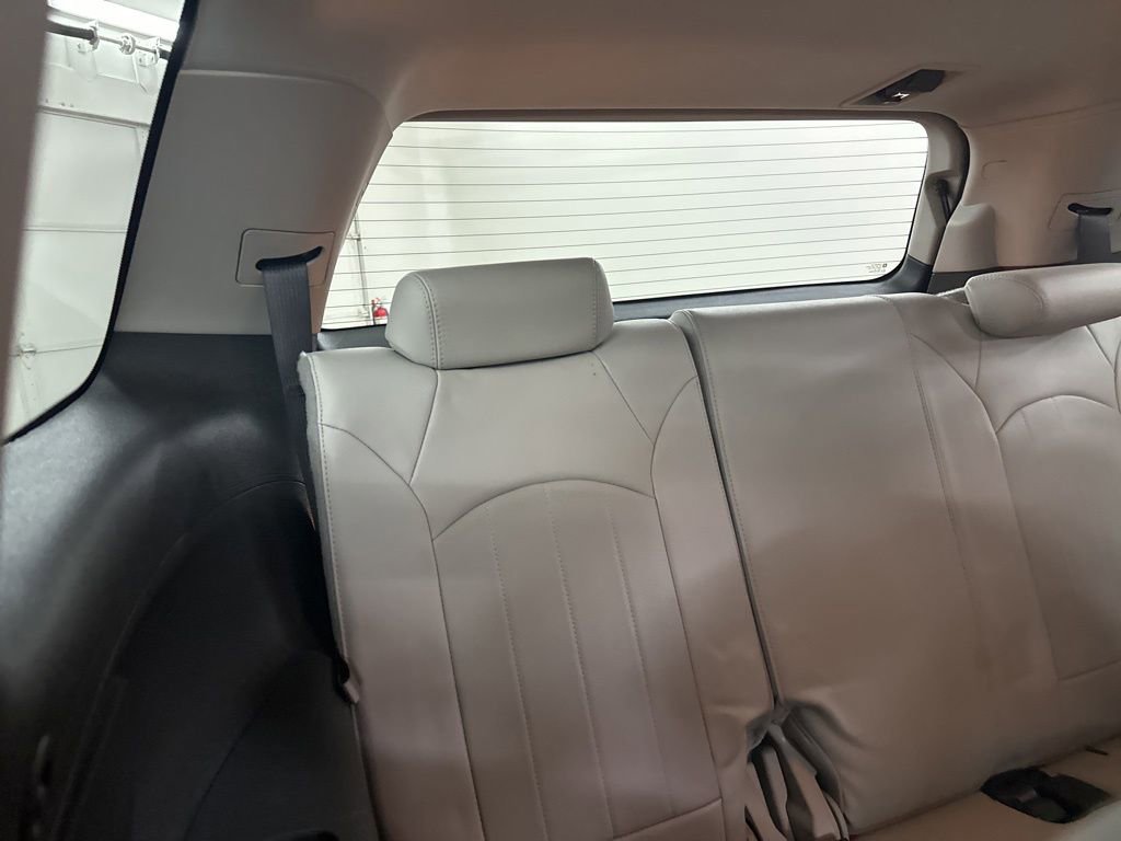 Used 2012 GMC Acadia Denali image 27