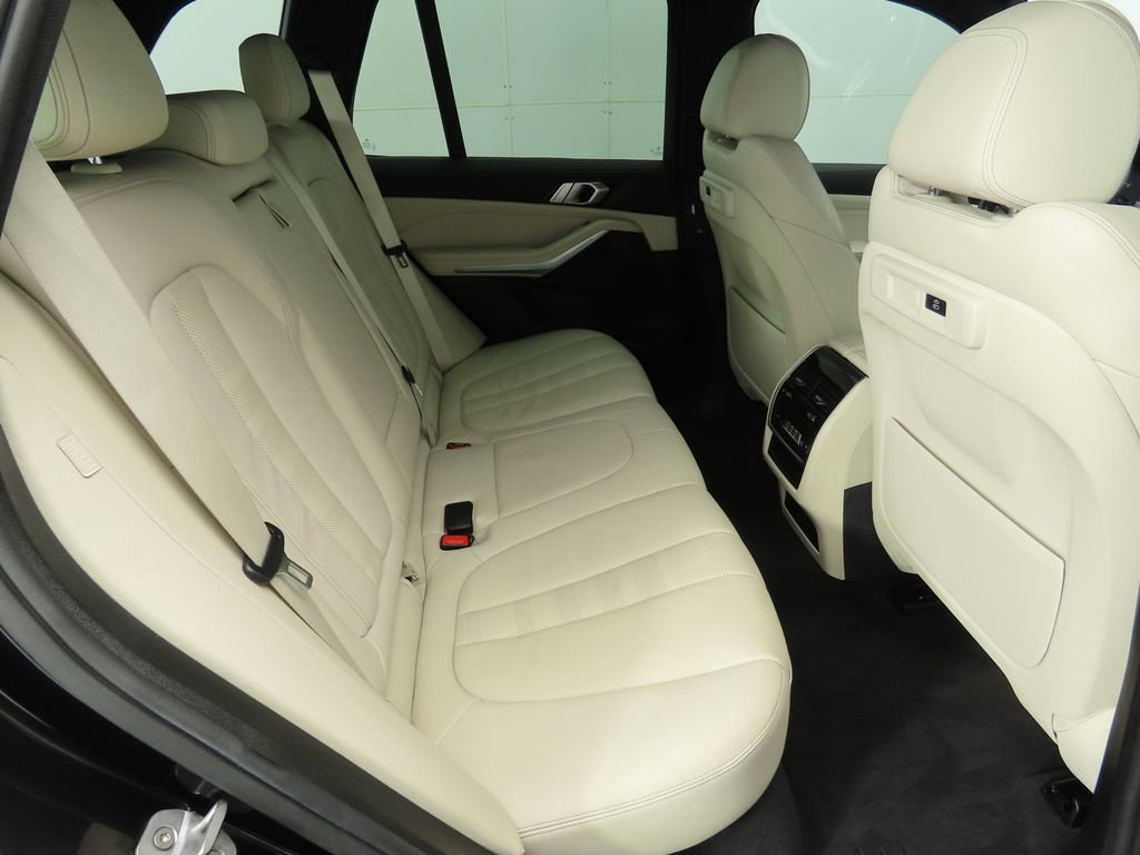 Used 2019 BMW X5 xDrive40i w/ Premium Package 2 image 22