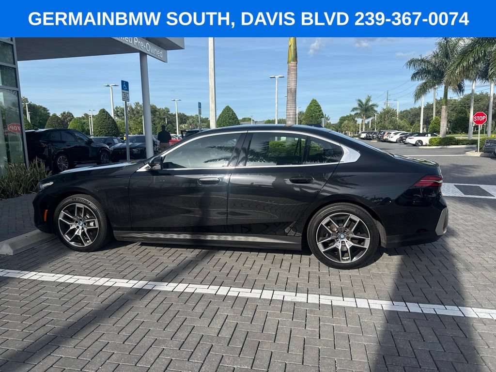 Certified 2024 BMW i5 eDrive40i w/ Premium Package RWD image 8