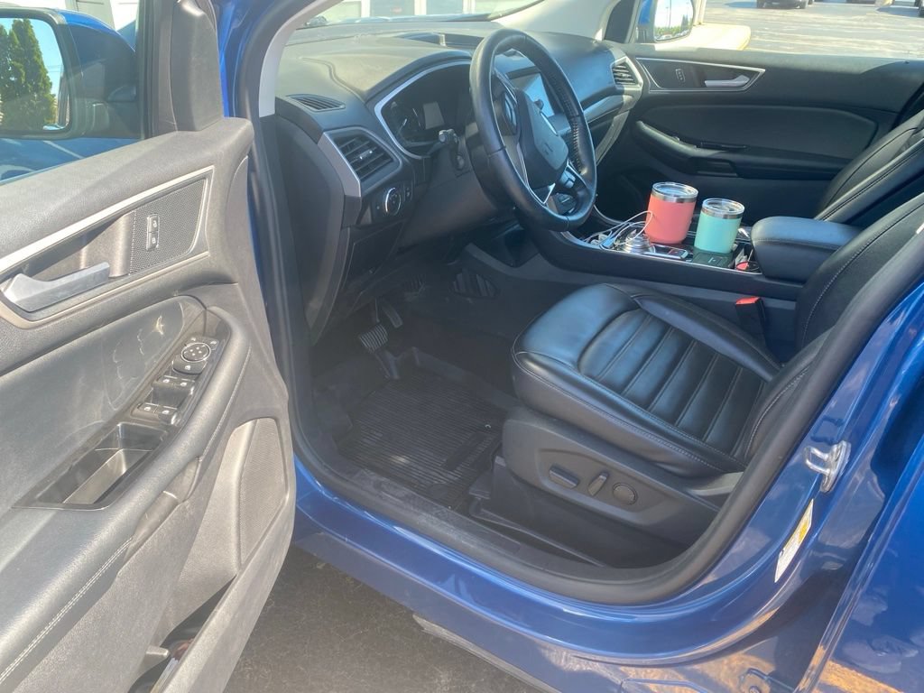 Used 2020 Ford Edge SEL w/ Convenience Package AWD/4WD image 9