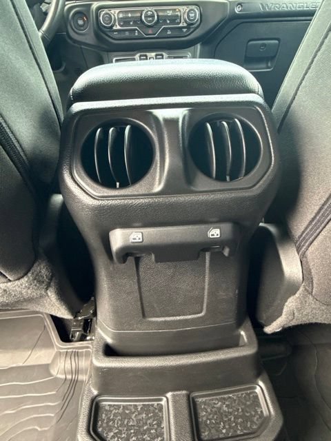 Used 2023 Jeep Wrangler Unlimited w/ Cold Weather Group AWD/4WD image 25