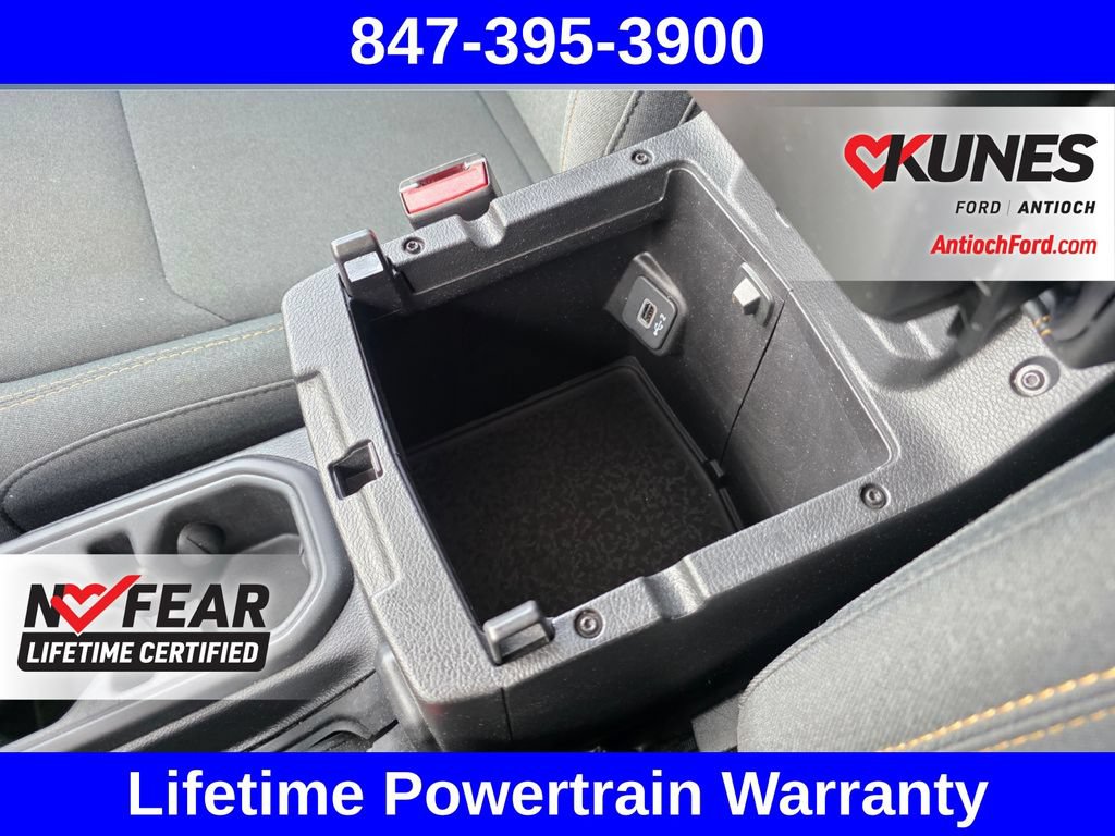 Used 2025 Jeep Wrangler Unlimited Sahara AWD/4WD image 46