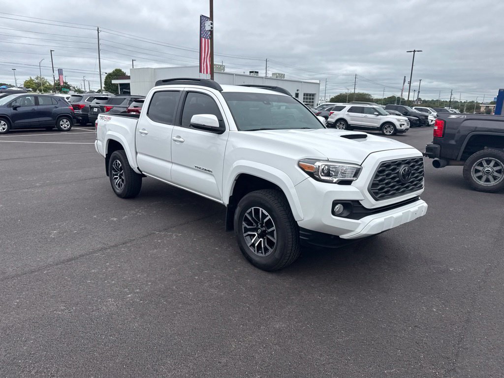 Used 2023 Toyota Tacoma TRD Sport w/ Technology Package AWD/4WD image 19