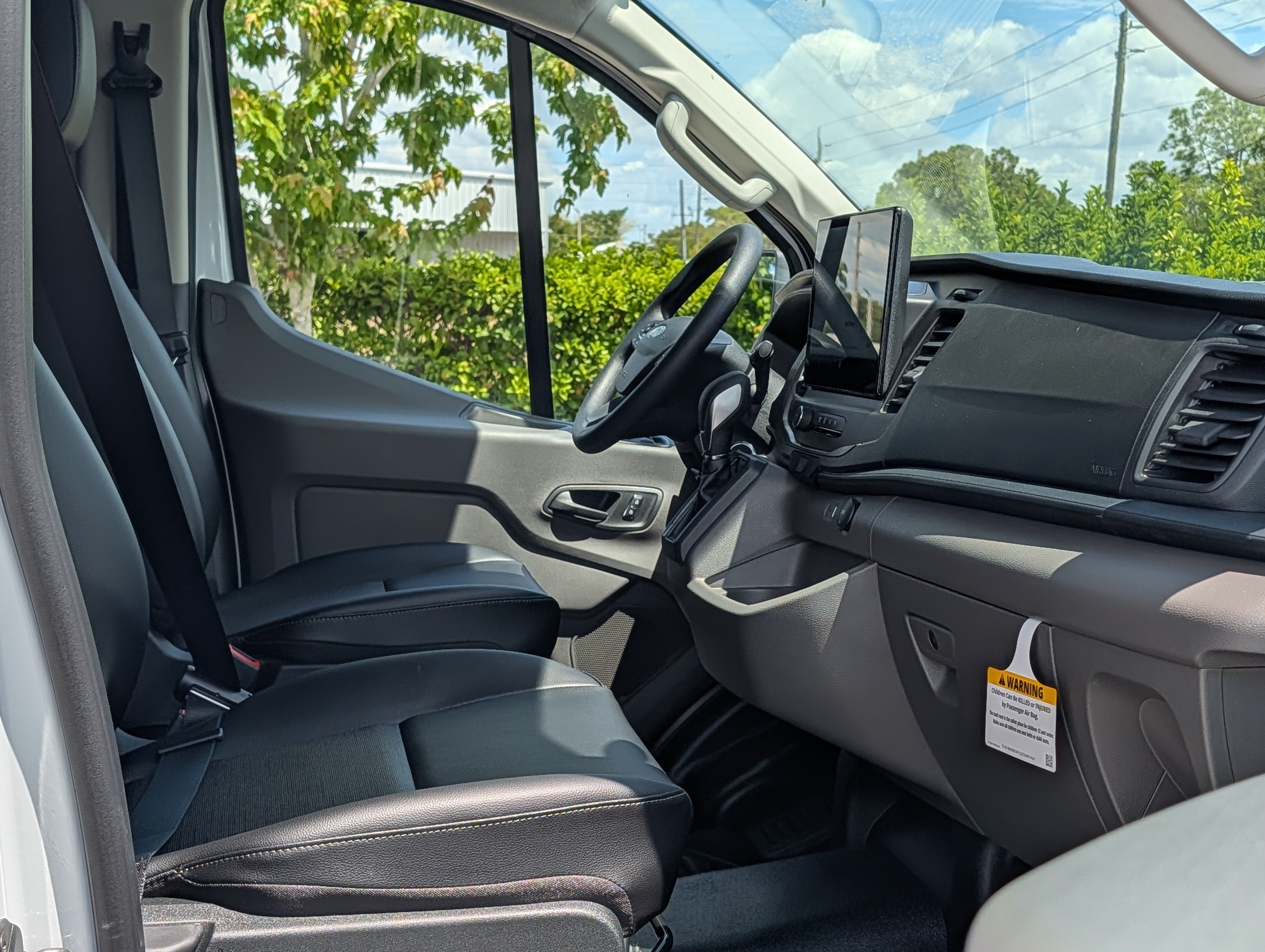 New 2026 Ford Transit 250 Low Roof RWD image 16