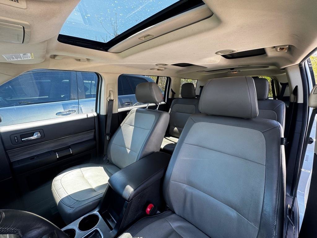 Used 2018 Ford Flex SEL w/ Equipment Group 202A AWD/4WD image 8