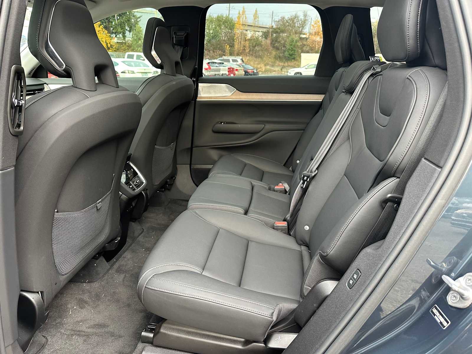 Used 2025 Volvo EX90 Ultra image 15