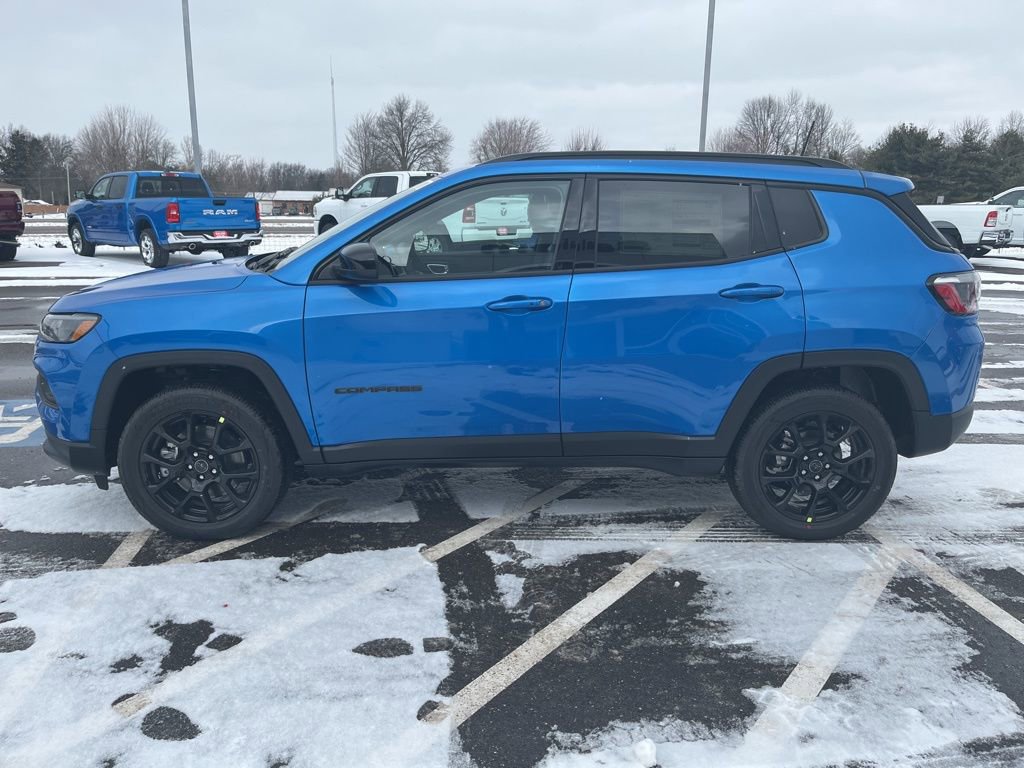 New 2025 Jeep Compass Latitude w/ Convenience Group image 5