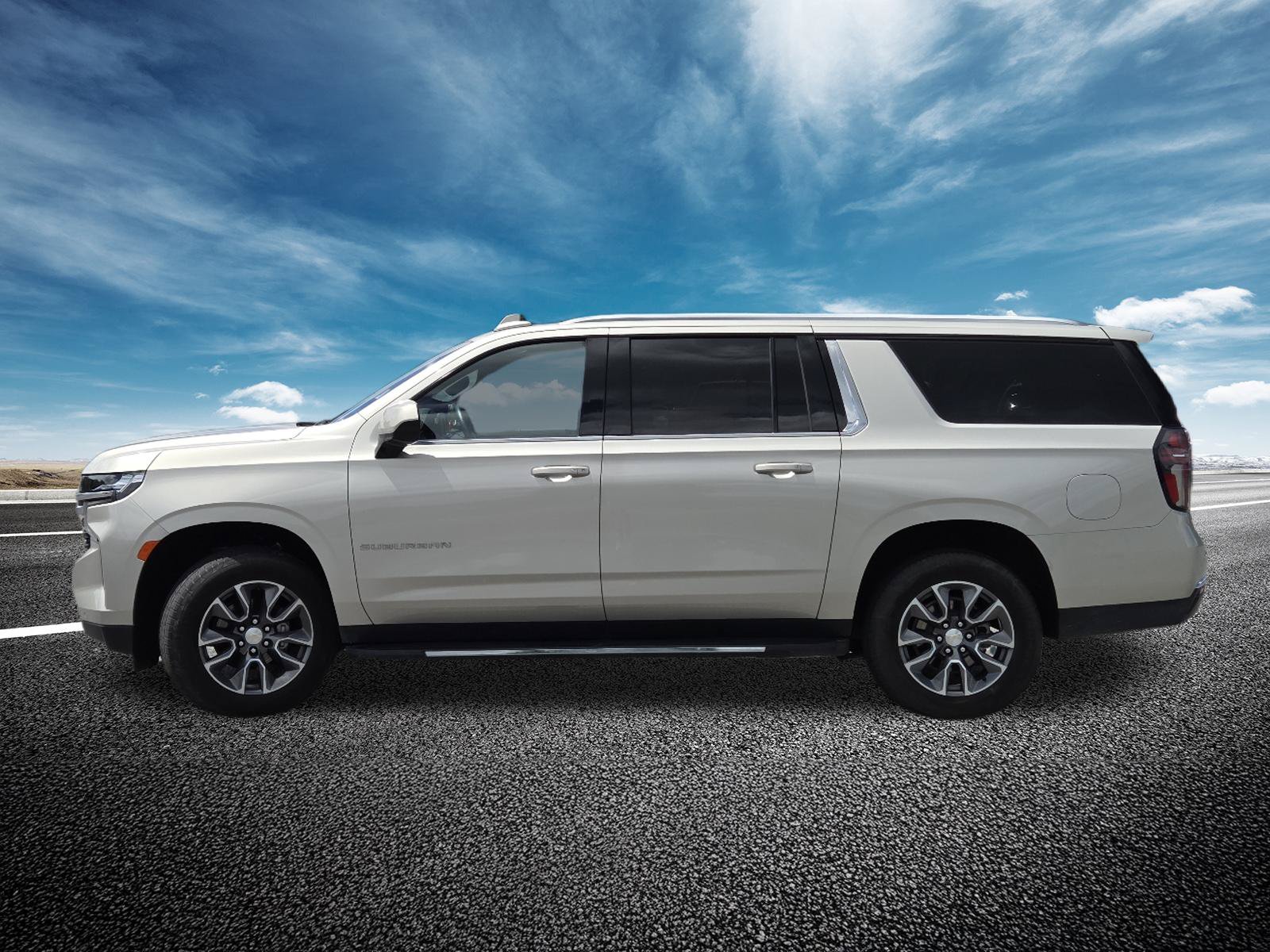 Used 2023 Chevrolet Suburban LS w/ Driver Alert Package RWD image 11