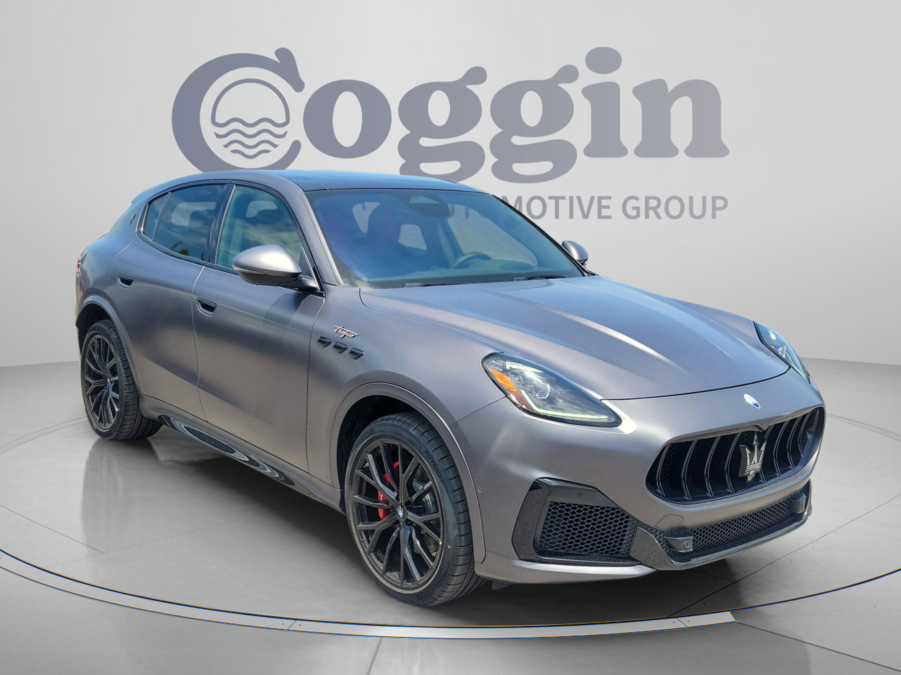 Used 2025 Maserati Grecale Trofeo AWD/4WD image 4