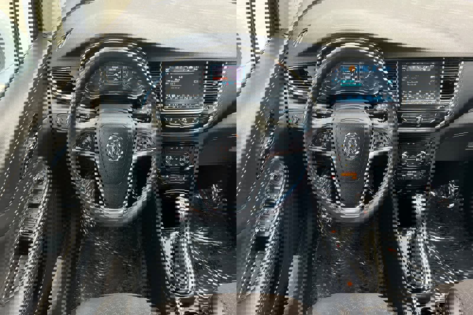 Used 2019 Buick Encore Preferred image 15