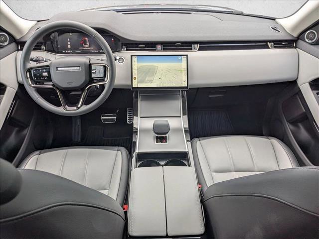 Used 2024 Land Rover Range Rover Evoque Dynamic SE image 19