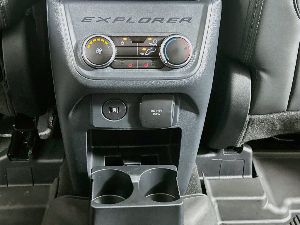 Used 2026 Ford Explorer ST-Line w/ ST-Line Street Pack AWD/4WD image 31