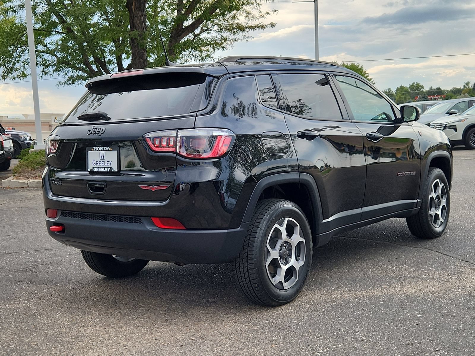 Used 2022 Jeep Compass Trailhawk AWD/4WD image 5