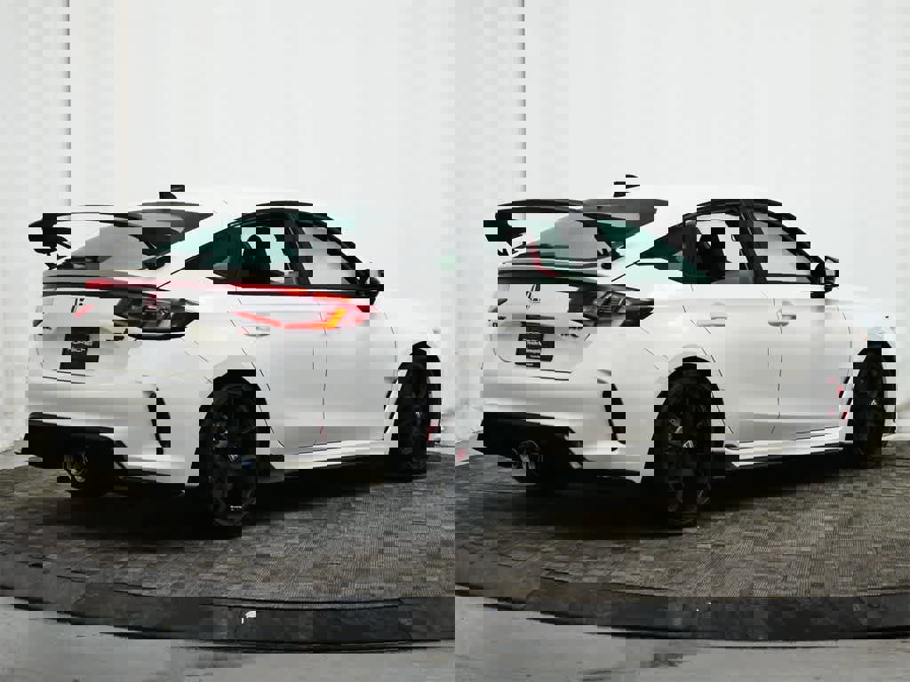 Used 2025 Honda Civic Type R image 7