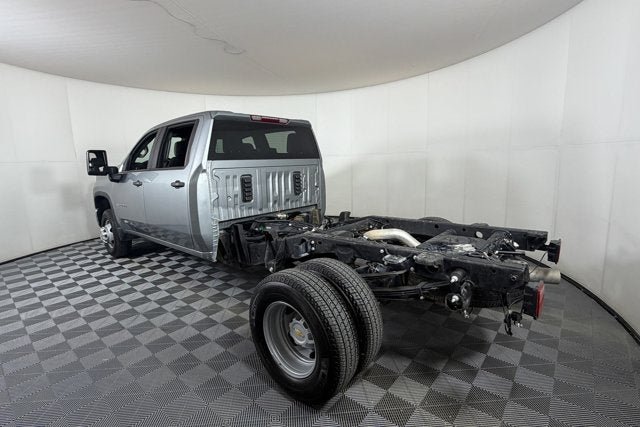 Used 2026 Chevrolet Silverado 3500 W/T w/ WT Convenience Package AWD/4WD image 3