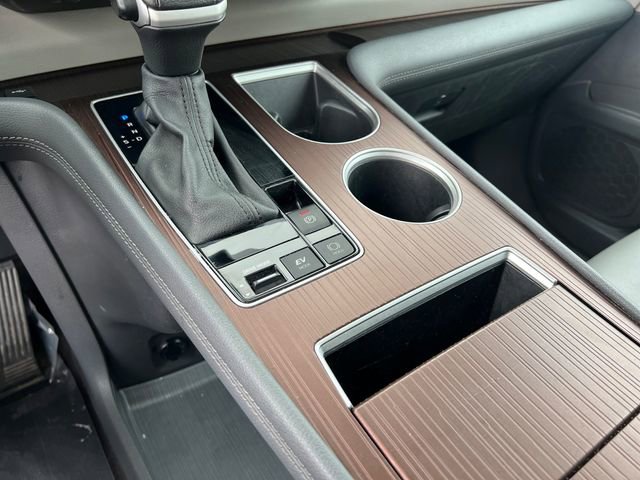 Certified 2024 Toyota Sienna XLE FWD image 29
