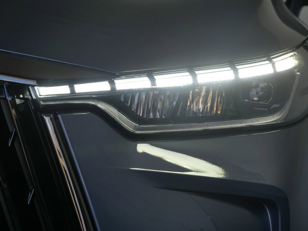 New 2026 INFINITI QX60 Autograph w/ Dark Cargo Package image 8