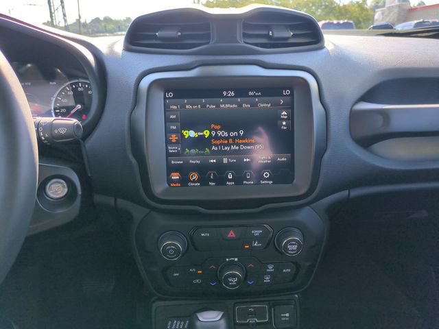 Used 2023 Jeep Renegade Trailhawk AWD/4WD image 20