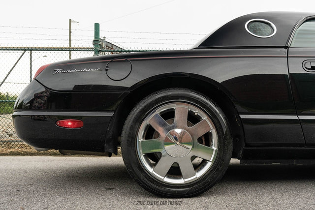Used 2003 Ford Thunderbird RWD image 10