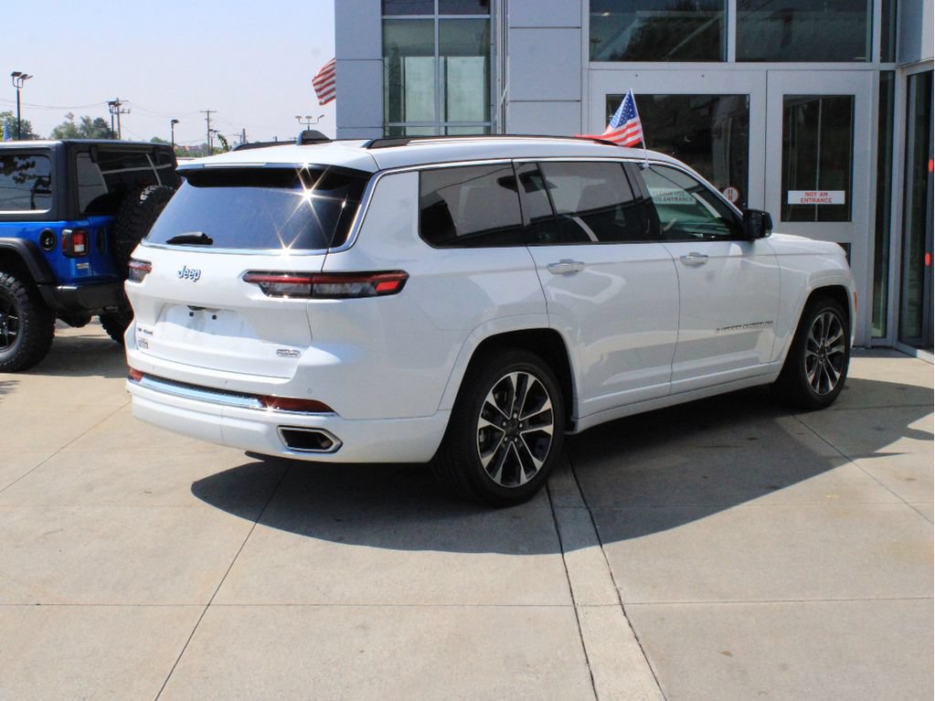 Certified 2023 Jeep Grand Cherokee L Overland AWD/4WD image 6