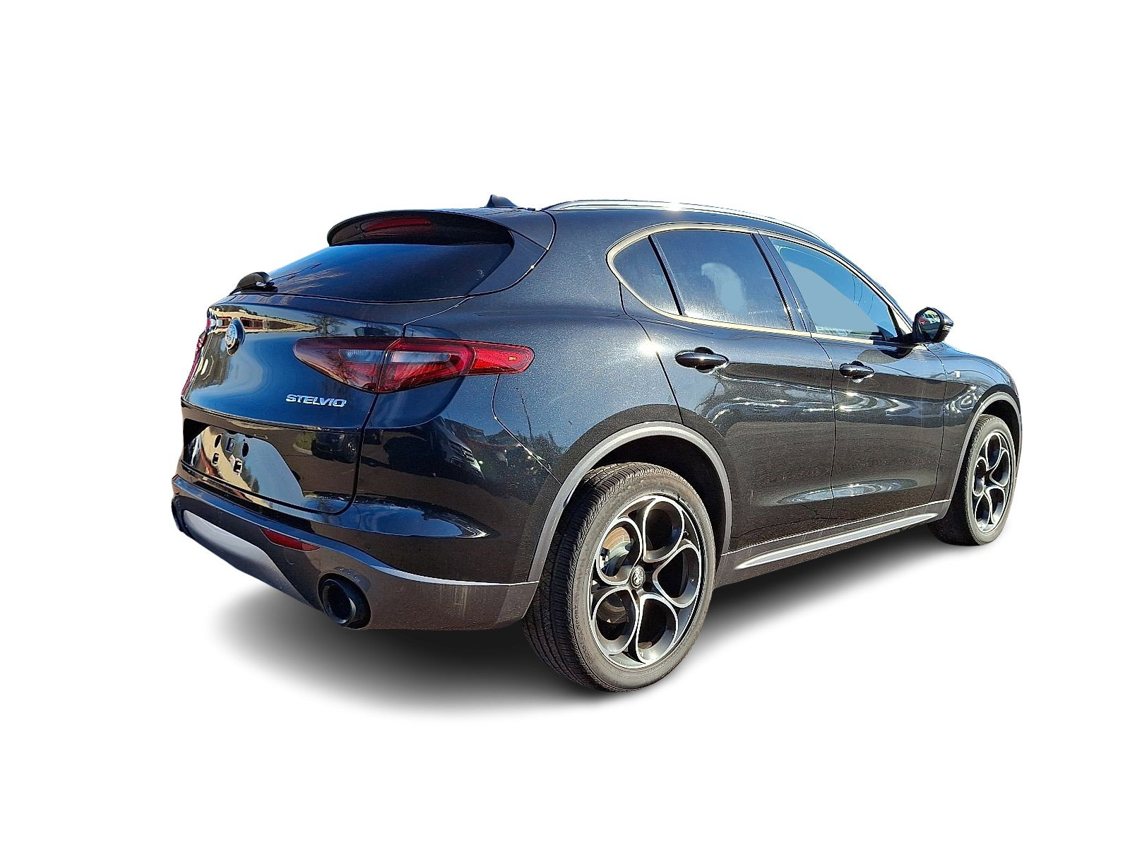 Used 2022 Alfa Romeo Stelvio Ti image 6