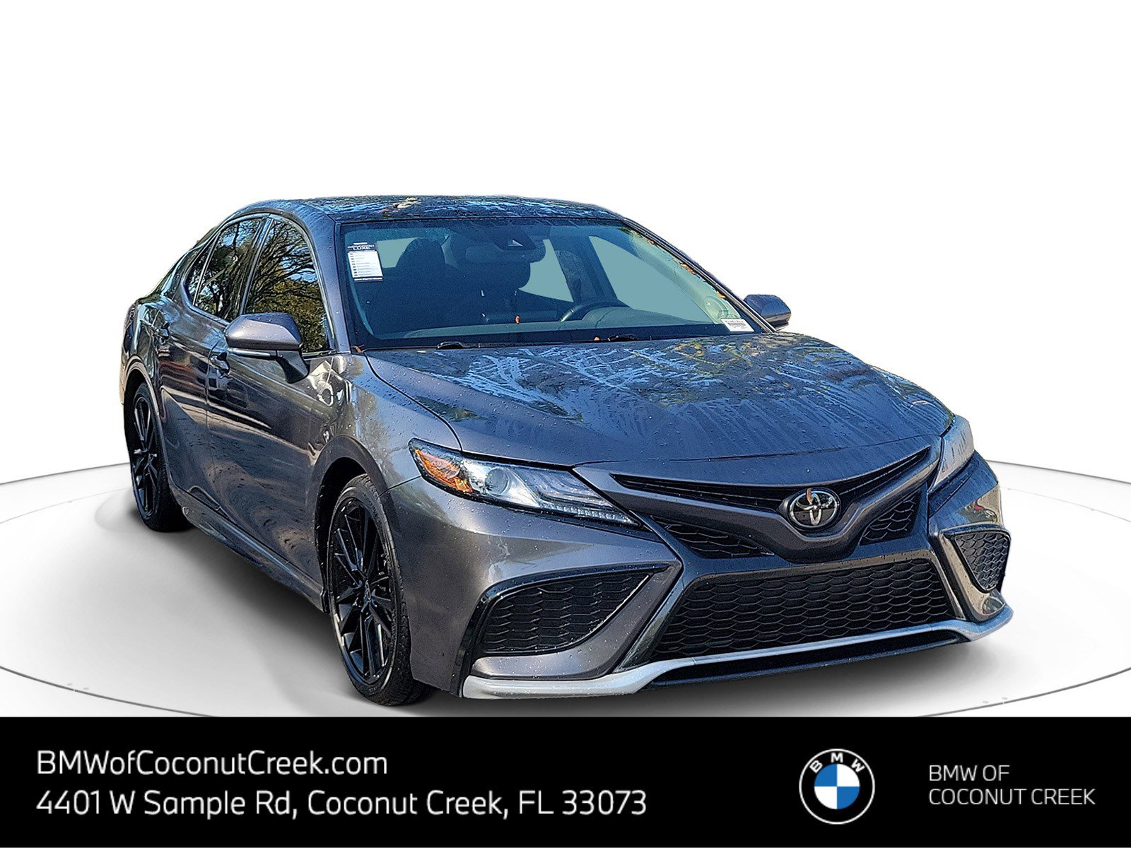 Used 2022 Toyota Camry XSE w/ Navigation Package FWD image 1