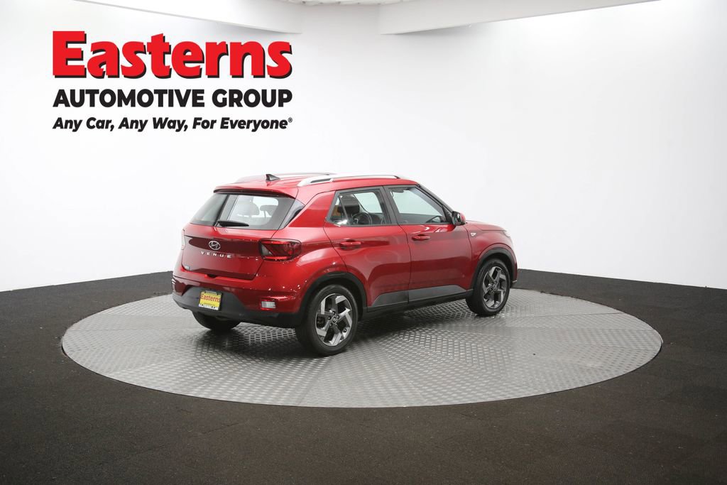 Used 2022 Hyundai Venue SEL image 86