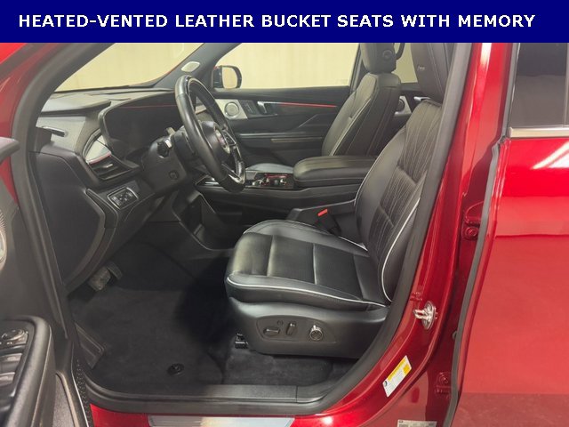 Used 2025 Buick Enclave Avenir w/ Super Cruise Package image 15