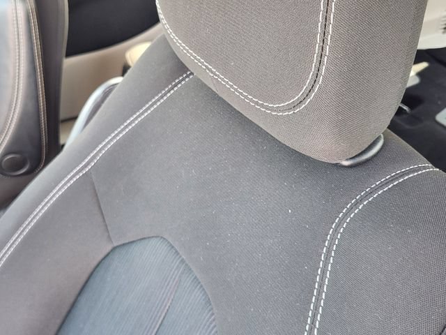 Used 2023 Chrysler Voyager LX FWD image 15