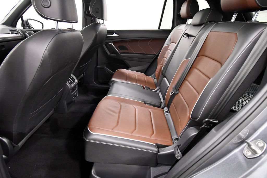 Used 2022 Volkswagen Tiguan SEL R-Line AWD/4WD image 14