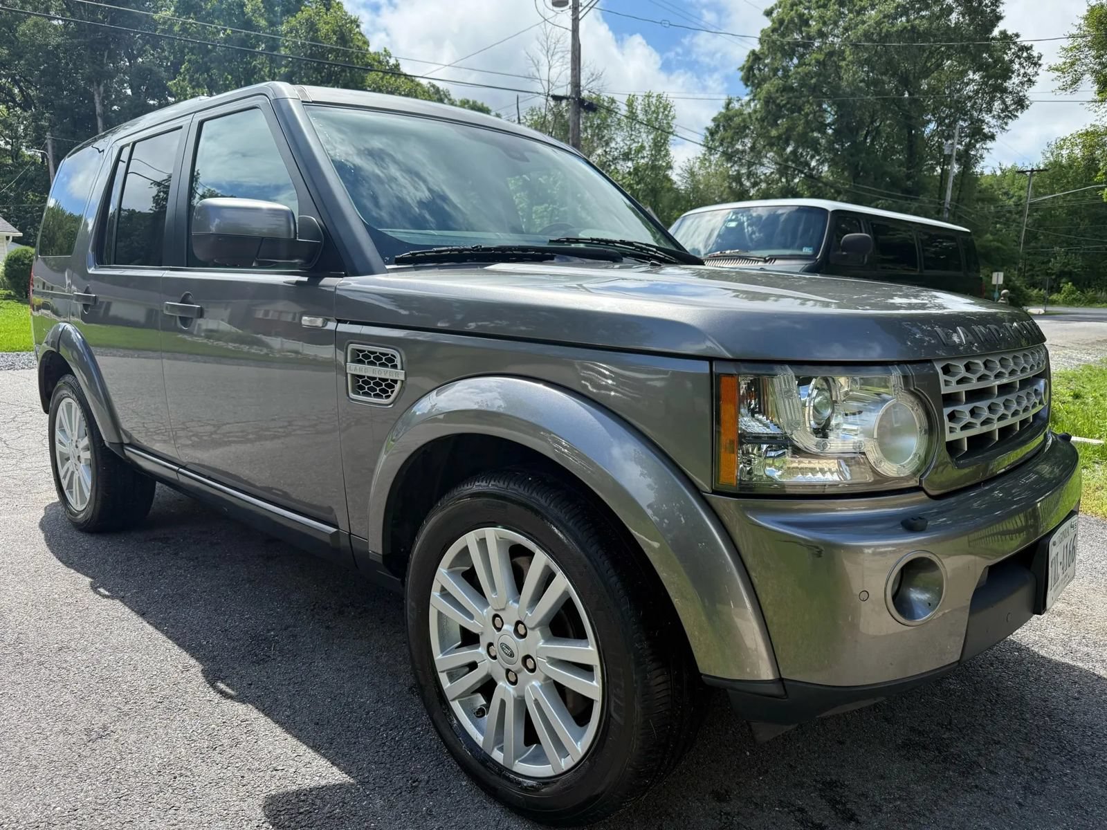 Used 2011 Land Rover LR4 HSE LUX AWD/4WD image 5