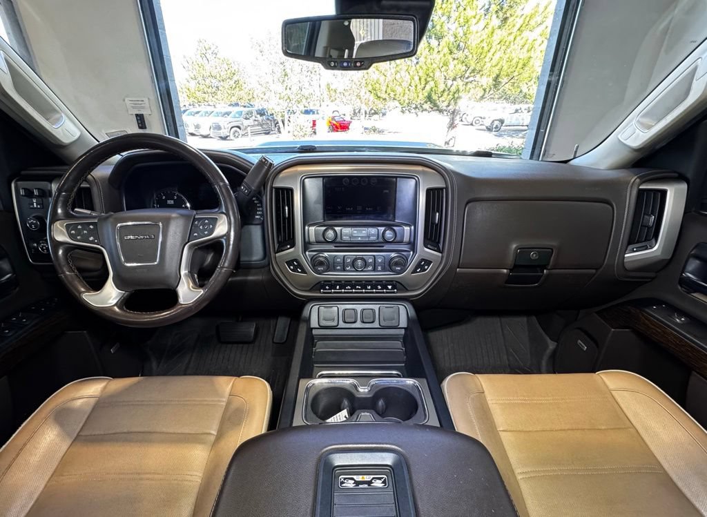 Used 2019 GMC Sierra 2500 Denali w/ Duramax Plus Package AWD/4WD image 16