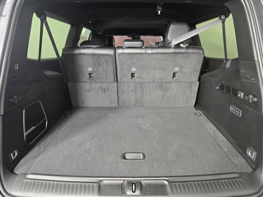 New 2025 Jeep Wagoneer L Series II w/ HD Trailer Tow Package w/25F image 14