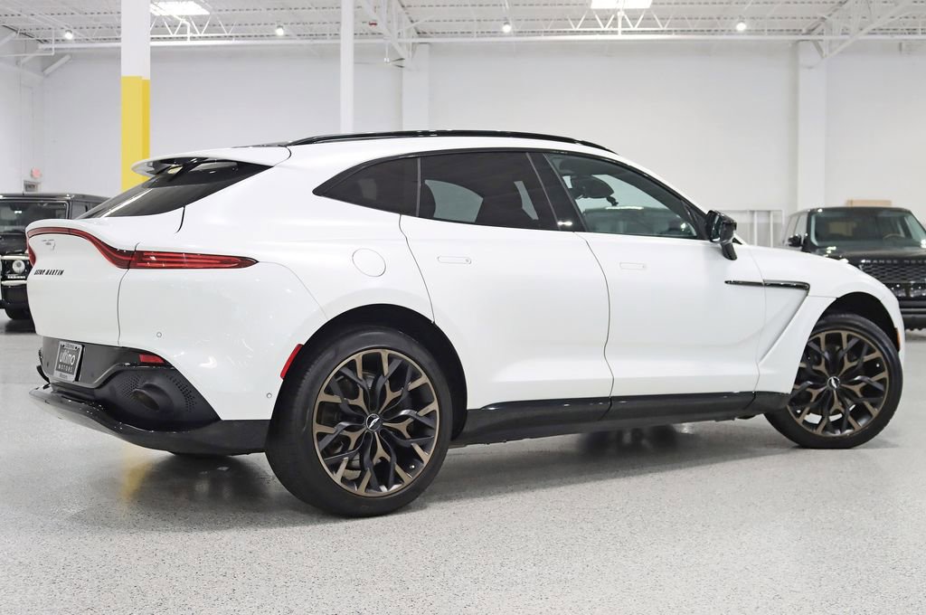 Used 2021 Aston Martin DBX AWD/4WD image 9
