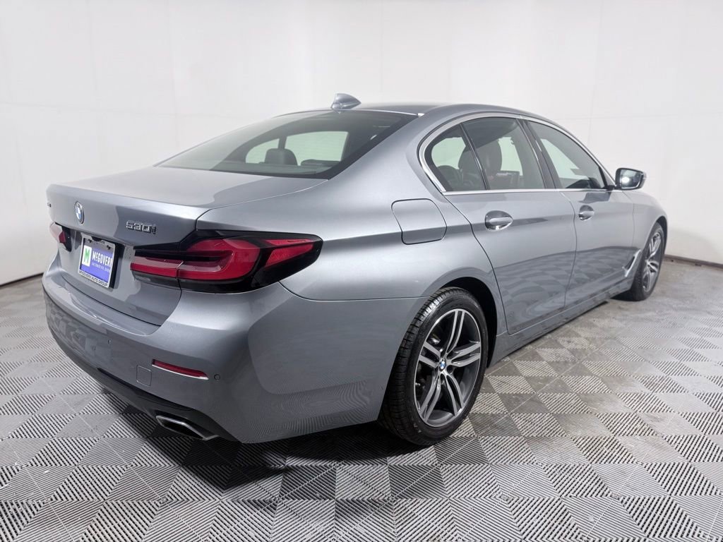 Used 2023 BMW 530i xDrive w/ Premium Package AWD/4WD image 7