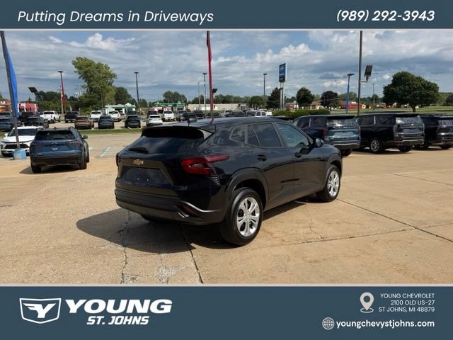 Certified 2024 Chevrolet Trax LS FWD image 4