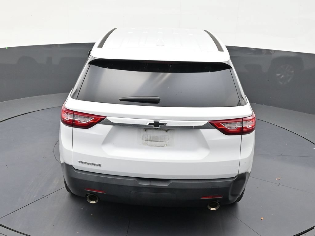 Used 2021 Chevrolet Traverse LS FWD image 15