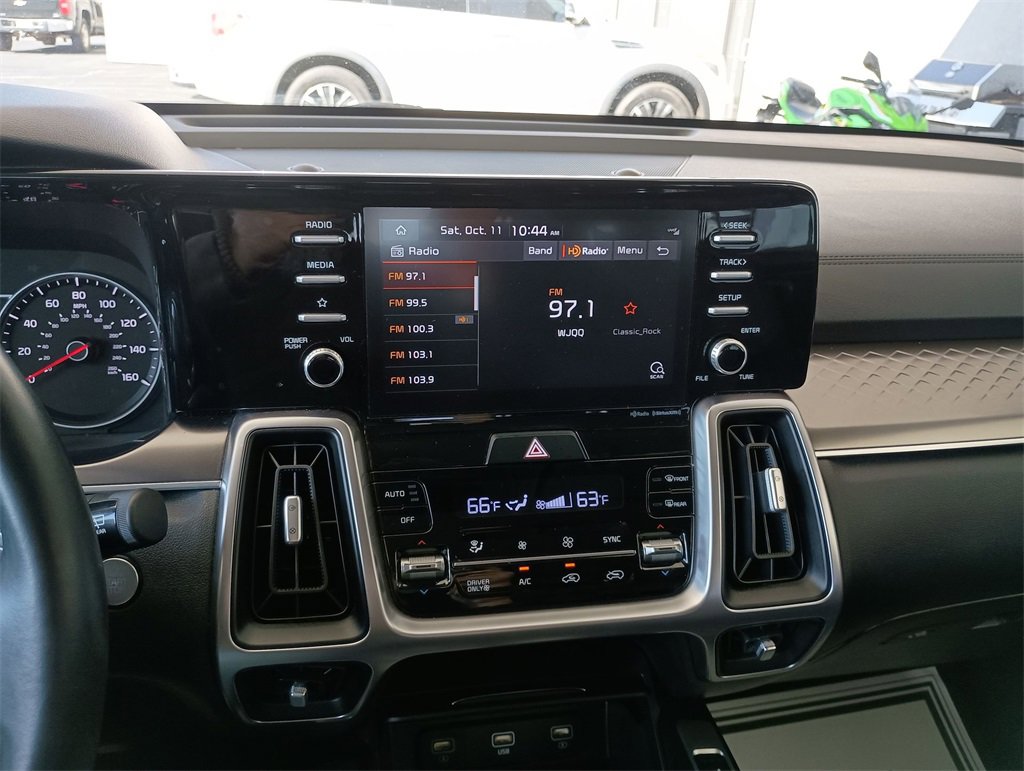 Used 2021 Kia Sorento S image 22